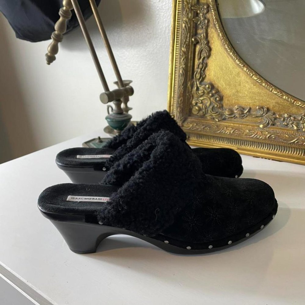 Isaac Mizrachi Black Shearling Clog Mule - Picture 2 of 6